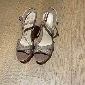 House of Harlow snakeskin wedge heels.Size 38 (8).